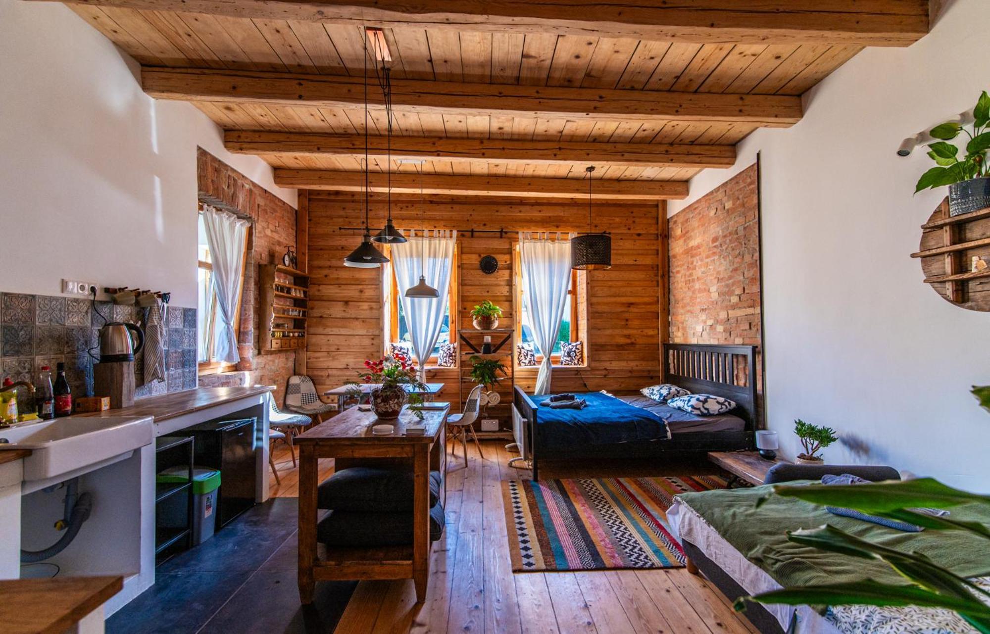 Minifaktura Loft Apartman & Reggelizo Es Etelbar Szokolya Exterior foto